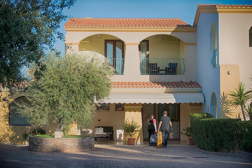 Hotel Ristorante Il Vascello Costa Rei Exterior photo